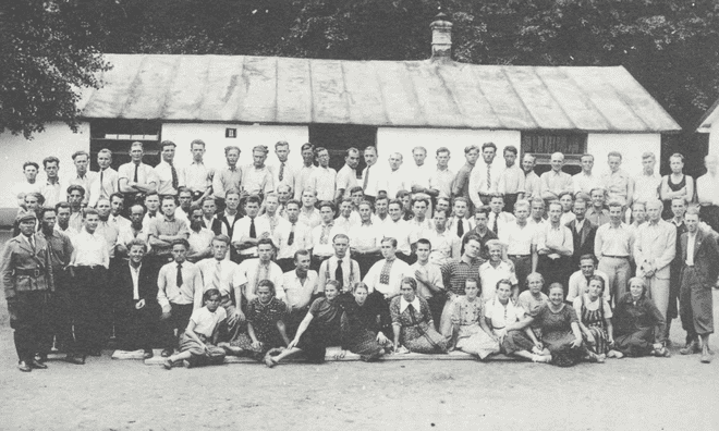 Файл:Вояки Карпатської Січі в Братиславі, вересень 1939.png
